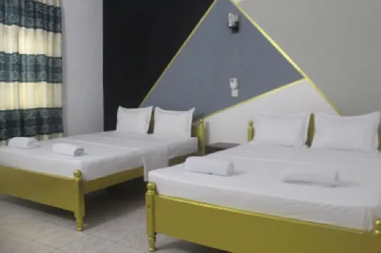 Shon Villa Hotel dekat Dutch Canal