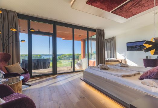 5. 호텔 본뮐러..