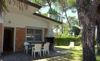 Lovely villa for five guests in peaceful Lignano Riviera - Villas
