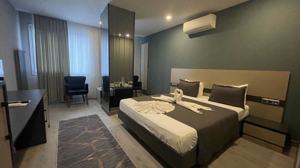 Agora Royal Residence