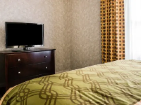 Econo Lodge & Suites Hotels in Cascade