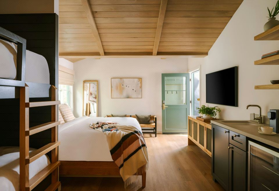 Woods Cove Hotel Laguna Beach의 세련된 디자인