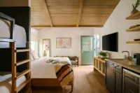 Woods Cove Hotel Laguna Beach, Sonder