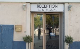 Hotel Renaissance Martigues