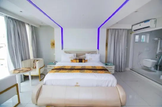 Blue Island Hotel and Suites