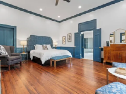 The Opal and West House Hotels in Shelby