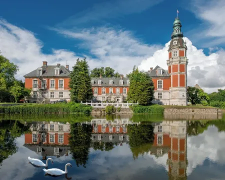 Hvedholm Slotshotel Hotels in Faaborg