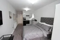 East London 1-Bed Studio Sleeps 2 4 Mins to Tube Hotels near Argos Walthamstow Low Hall (Inside Sainsbury's)