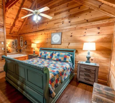 Bean Pot 1 Bedroom Cabin by RedAwning