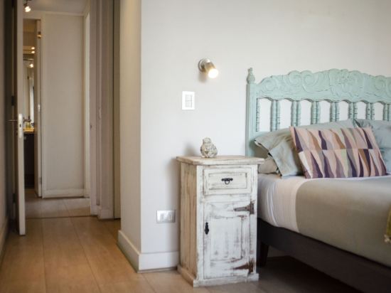 Loica Suites