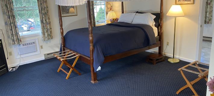 Taber Inn Hotels in Mystic