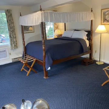 Taber Inn