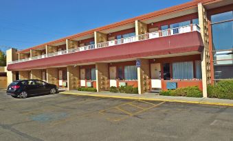 Travelodge by Wyndham Kalispell