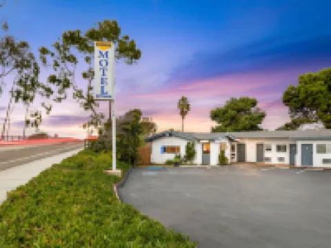 スカンディア モーテル カールスバッドのホテル