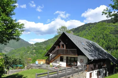 La Grange Aux Loups Hotels in Albertville