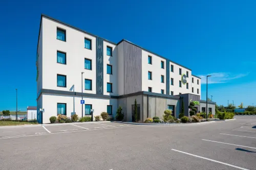 B&B HOTEL Troyes Magasins d'usine Hotels in Aube