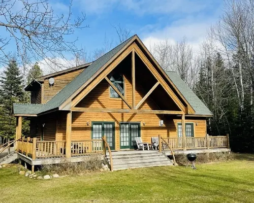 Drummond Island Resort Hotels in Chippewa County