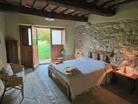 Holiday Home in Apecchio with Pool & Terrace