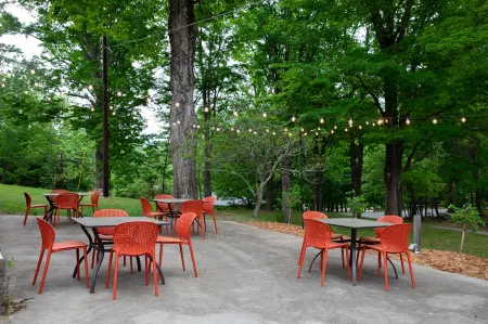 The Darby Отели в г. Тастен