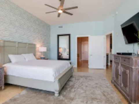 Turquoise Place #2805C Hotels in 