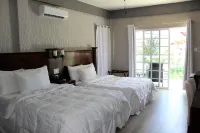 Barefoot Caye Caulker Hotel - Balcony