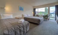 Lakeside Motel