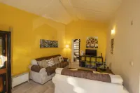 Casa Aconchego by AcasaDasCasas - parkir