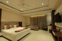 Krishna Hotel And Resort Hotels in Khargone