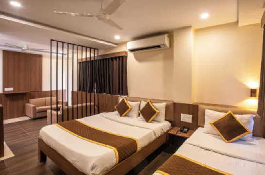 Amutham Inn Hotels near Porur