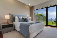 Mango Hotels near Madeira Story Centre