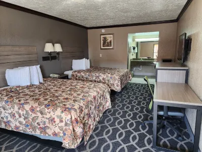 Executive Inn Hôtels à proximité de : Hefner Lake & Park