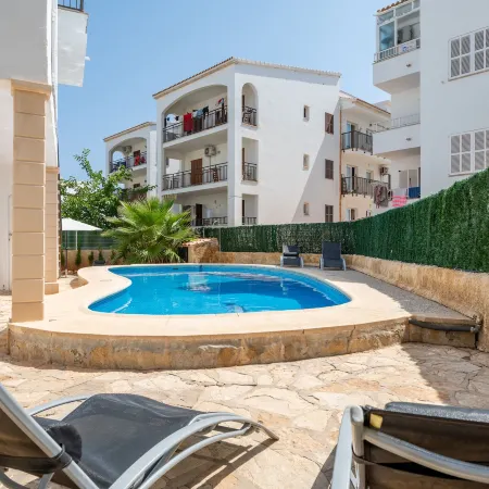 Apartamentos Marivent by Mhr