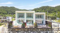 Yangyang Labianrosepoolvilla Hotels in Yangyang