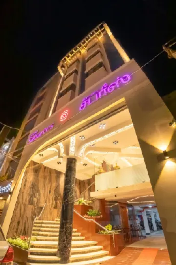 Hotel Grand Sabarees Hotels near Valividum Perumal Temple