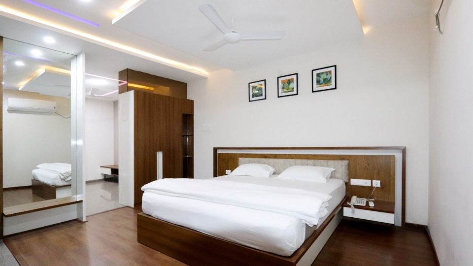 Kranti Inn