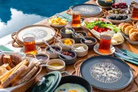 Hatica by Fora Alacati Hôtels à : Celal Bayar Mahallesi