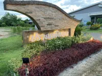 Pran Kiang Lay Hotels near Pak Nam Pran