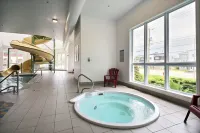 Super 8 by Wyndham Quebec City - spa