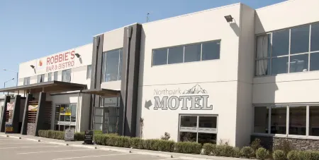Northpark Motel Отели рядом с достопримечательностью «Тимару Ботаник Гарденс»