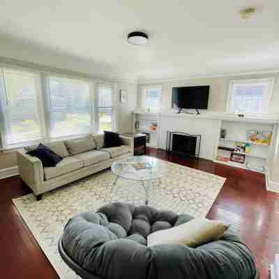 Entire 3 Bedroom Cozy Unit Others