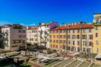 โรงแรม ดุ ซ็องตร์, อ็อน โรงแรม อัมมี