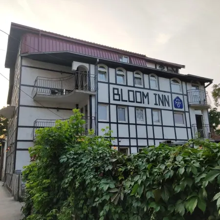 Bloom Inn