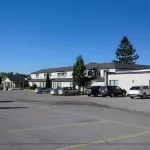 Forest Golf Club and Inn - parking