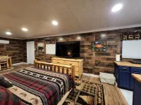 Cabin Apt 20Min to Gatlinburg Across from Ntl Park GameRoom+FirePit+Pet Friendly