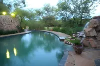 Kedar Heritage Lodge, Conference Centre & Spa - Pool
