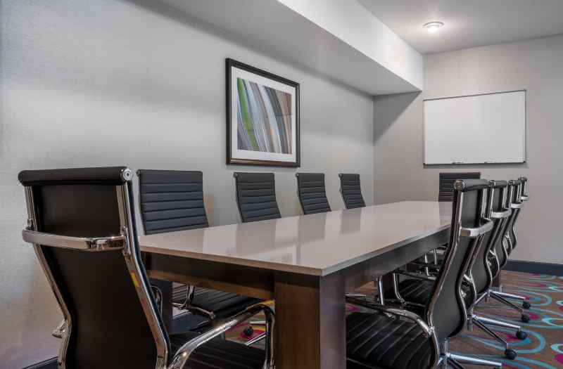 Holiday Inn Express & Suites Ames by IHG photo 4