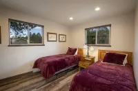 Stunning Views and Elegant Living Space - Tranquil Retreat Hotels in Winter Park