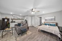 Private Backyard and Covered Patio - Cozy Charming Retreat