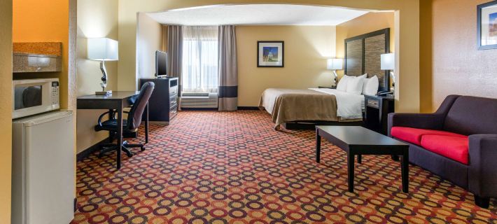 Quality Inn & Suites Montgomery East Carmichael Rd Hotels in Montgomery