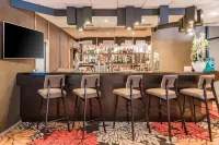 Oceania Quimper - Quầy bar